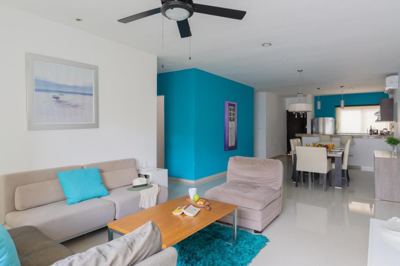 Phenomenal Combo Of 2 Separate Ph 1 In With Private Jacuzzi, Chic Amenities, Gym And 2 Rooftops Apartamento Playa del Carmen